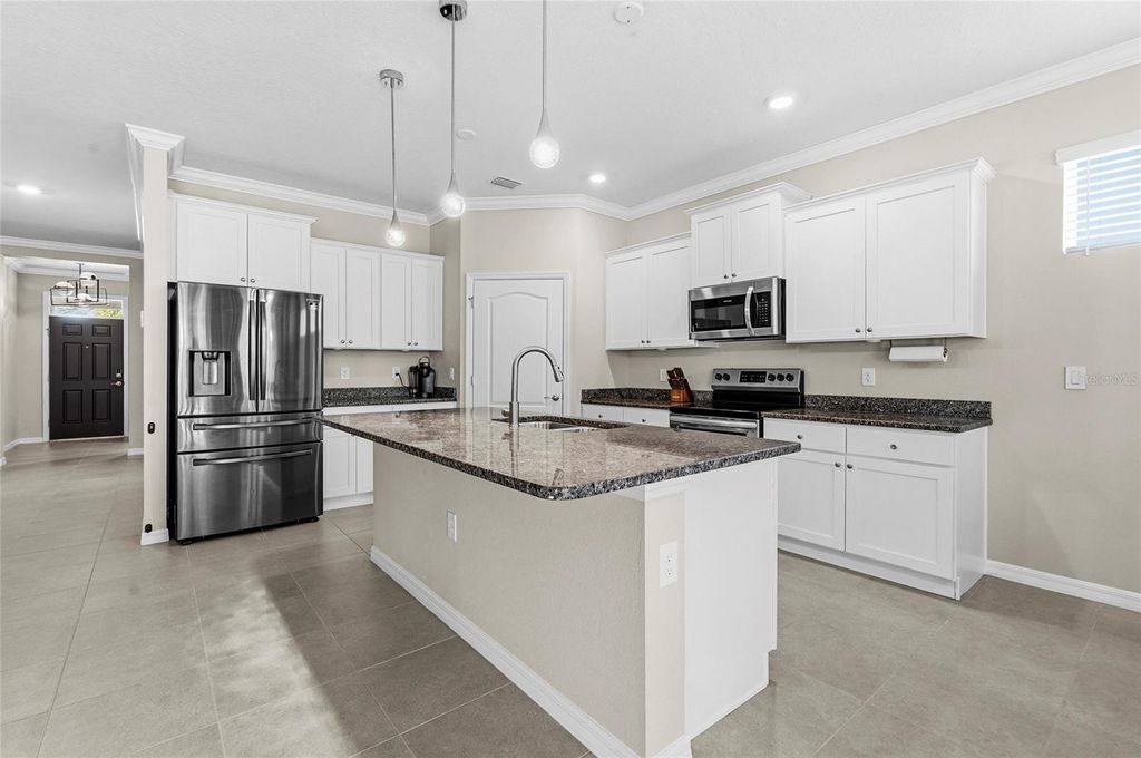 Photo of 13808 Camden Crest Terrace, Bradenton, FL 34211 (MLS # A4684279)