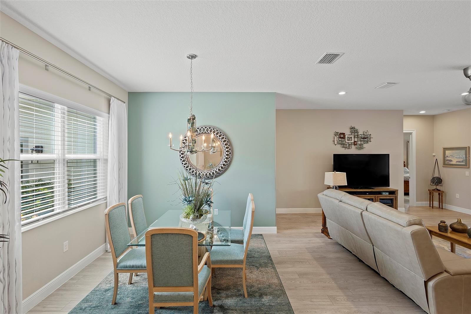 HARBOR HILLS - Residential