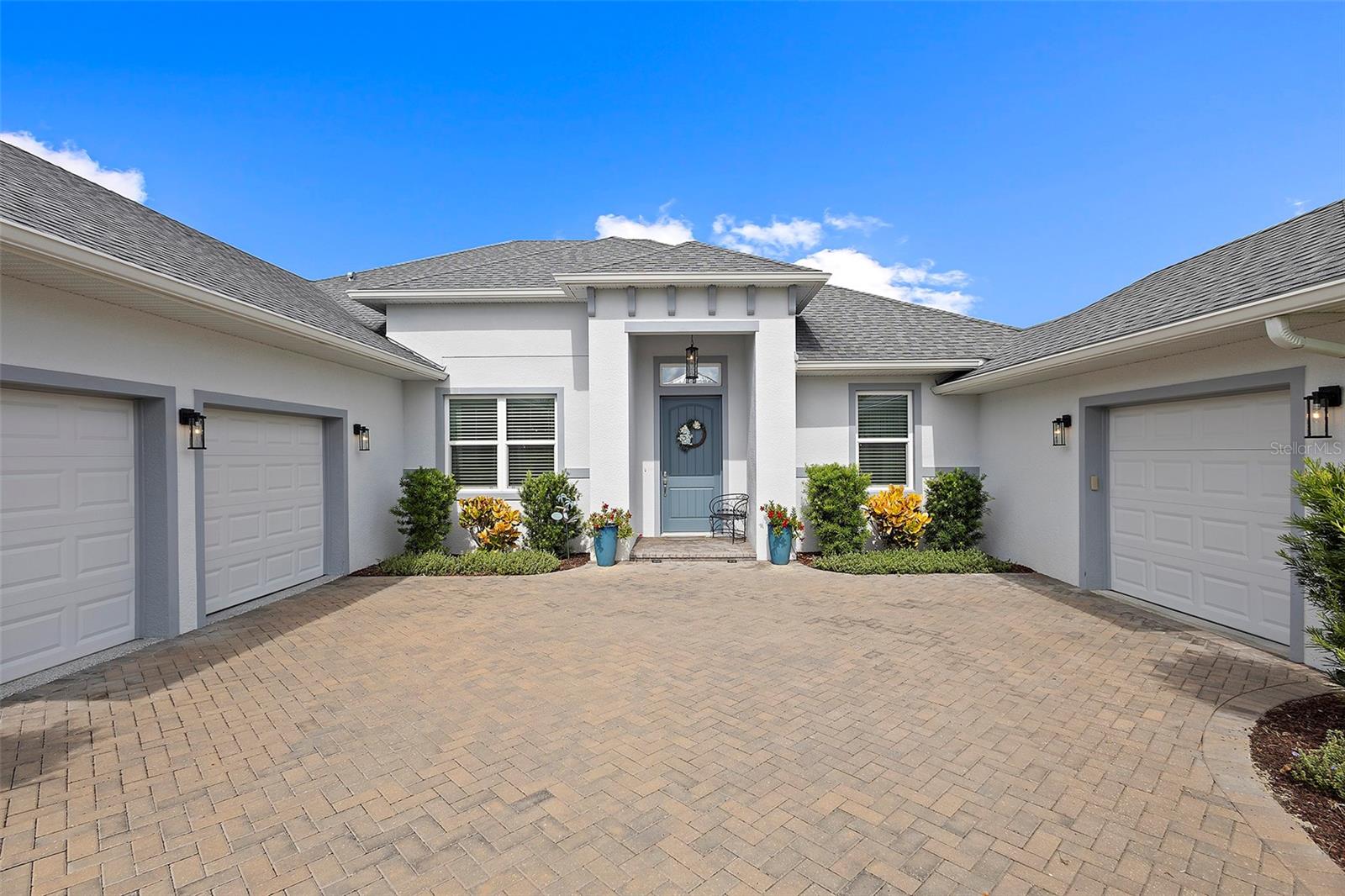 HARBOR HILLS - Residential