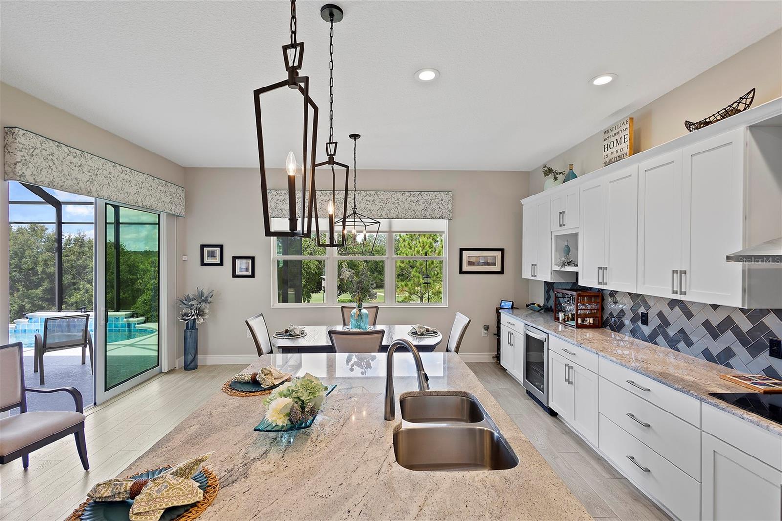 HARBOR HILLS - Residential