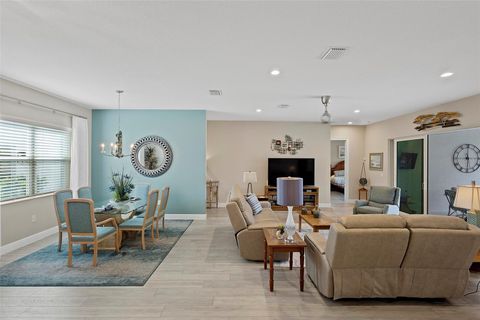 Tiny photo for 5132 Greens Drive, Lady Lake, FL 32159 (MLS # G5102555)