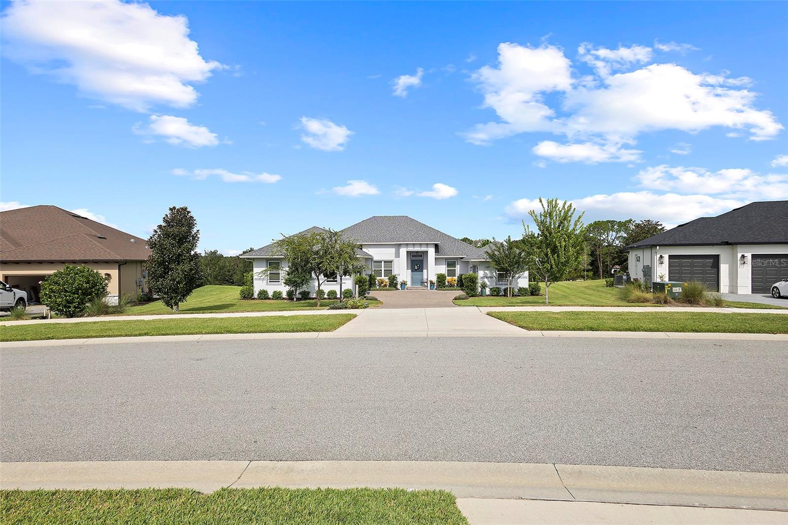 HARBOR HILLS - Residential