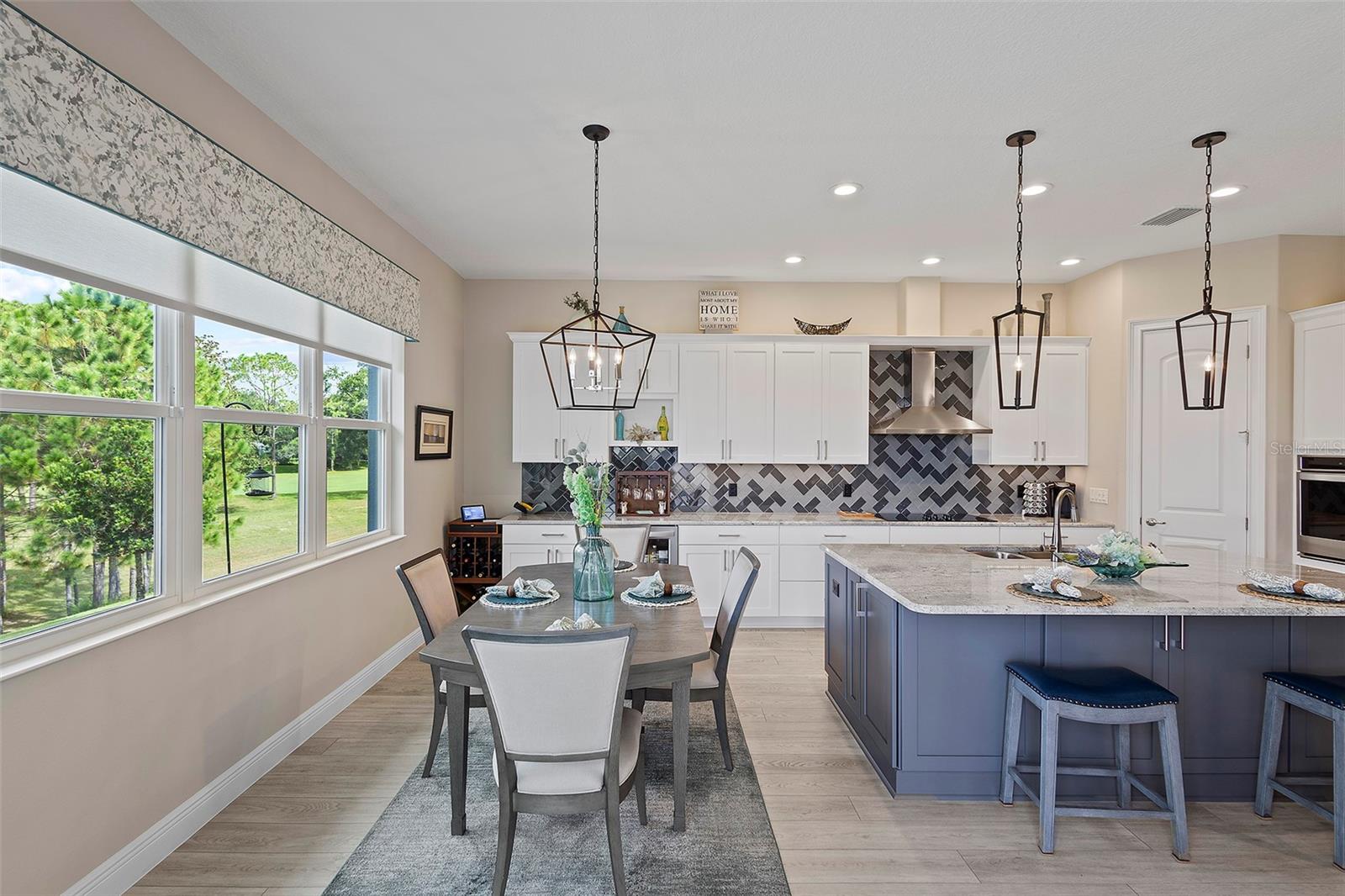 HARBOR HILLS - Residential
