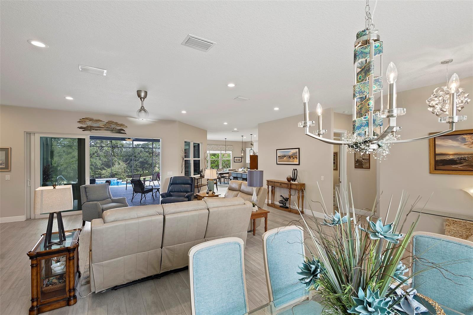 HARBOR HILLS - Residential