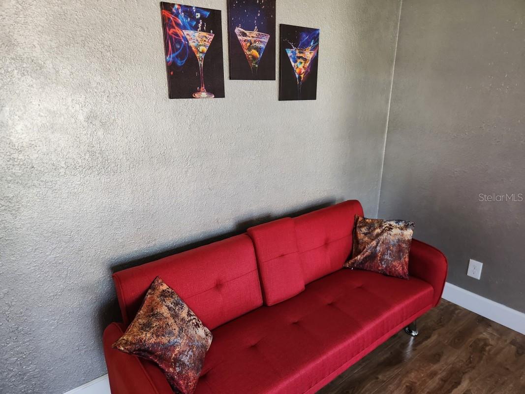 OAK PARK SUB-UNIT 3 - Residential Lease