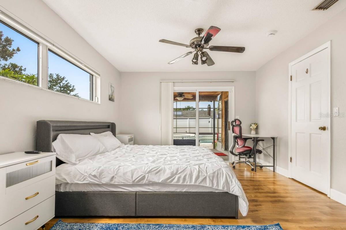 OAK PARK SUB-UNIT 3 - Residential Lease