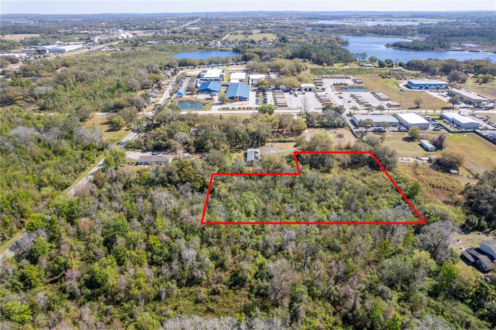 Peaceful and Beautiful lot in Groveland near Groveland Elementary. .41 high and dry, 1.41 of wetlands. Wonderful location in Groveland to build your dream home. Access to City of Groveland Water, Survey available. Perfect location, near shopping, schools, and highways.