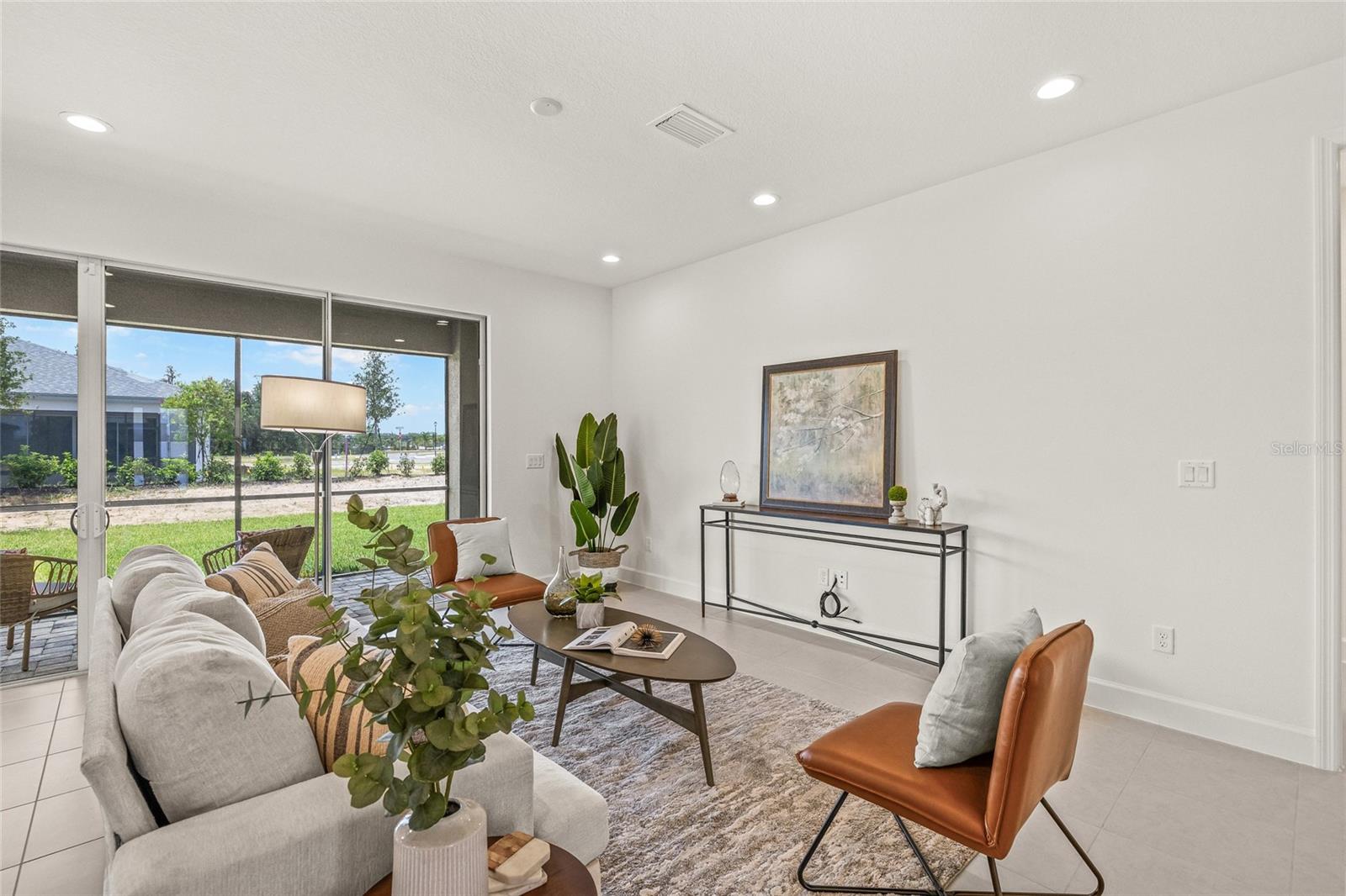VALENCIA RIDGE PHASE 2B - Residential Lease