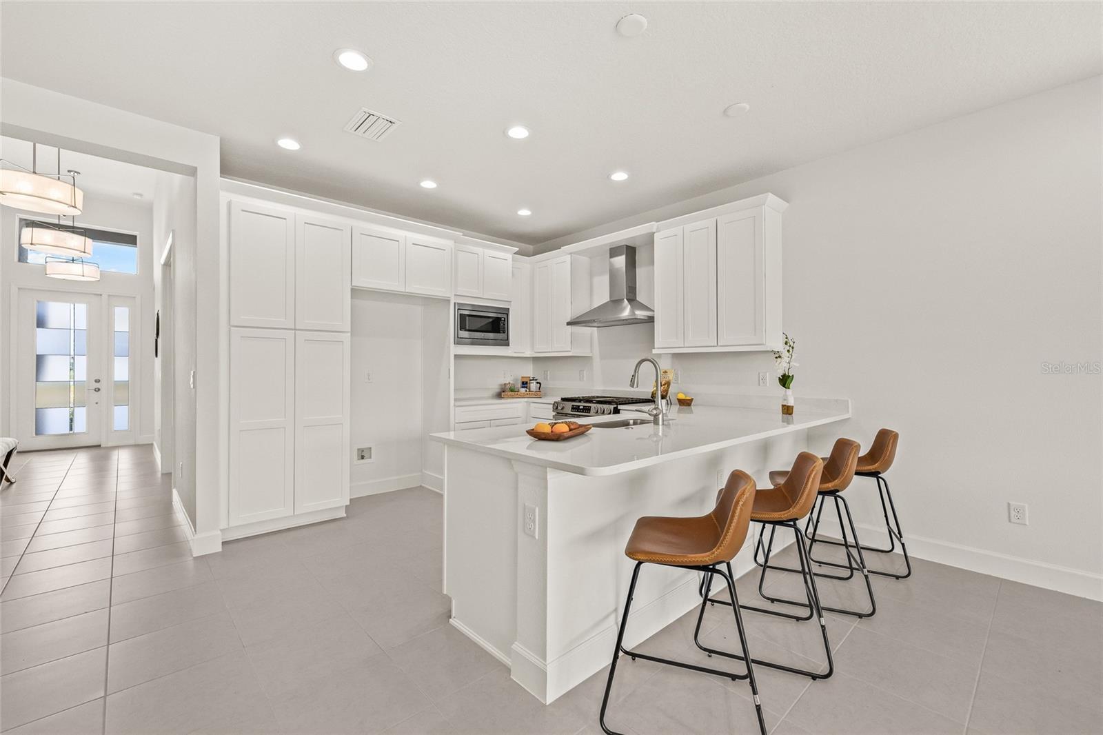 VALENCIA RIDGE PHASE 2B - Residential Lease