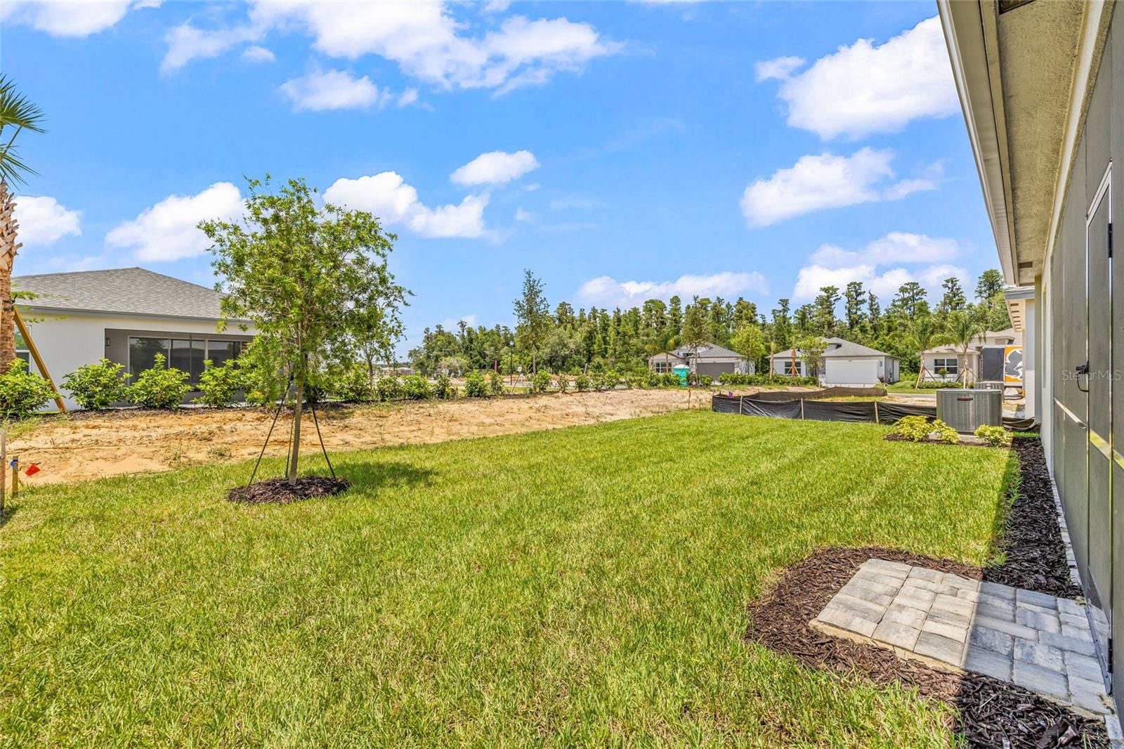 VALENCIA RIDGE PHASE 2B - Residential Lease