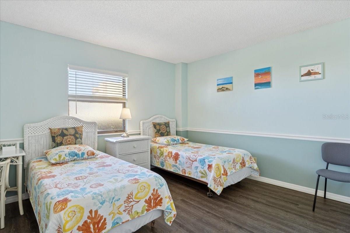 YOUNG & METZNER REALTY CO RESUB - Residential