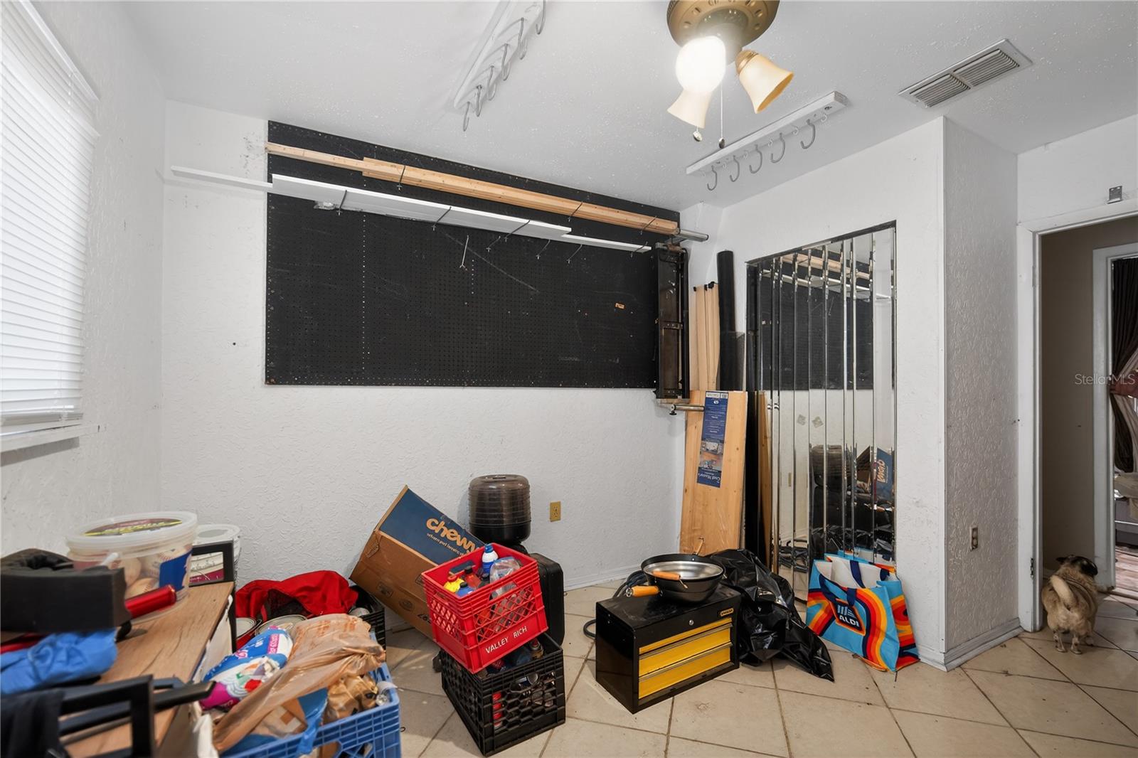 THE LAKES - Residential