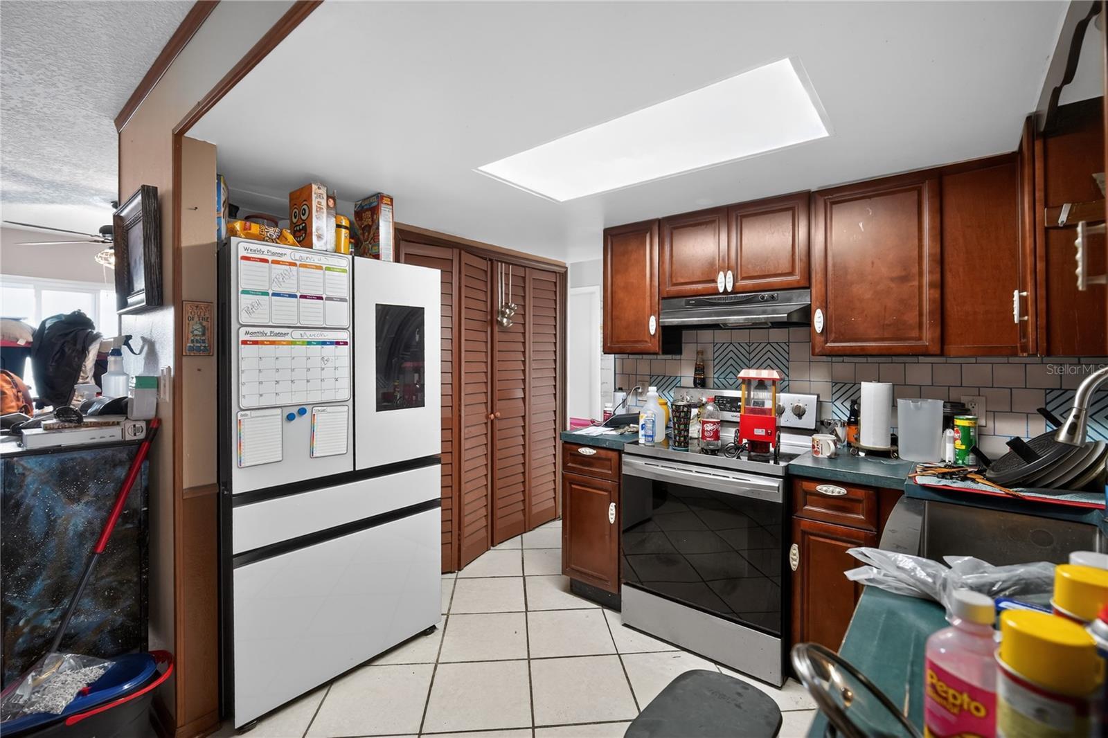 THE LAKES - Residential