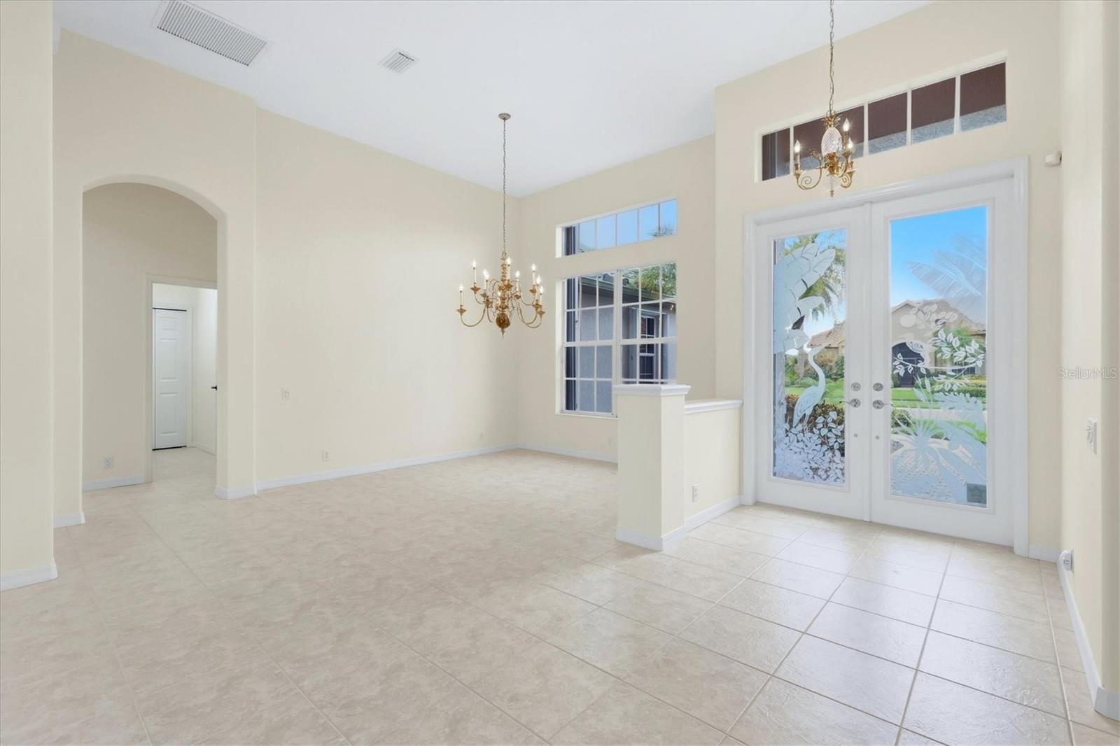 1044 GROUSE WAY, VENICE, FL, 34285 3 1044 GROUSE WAY