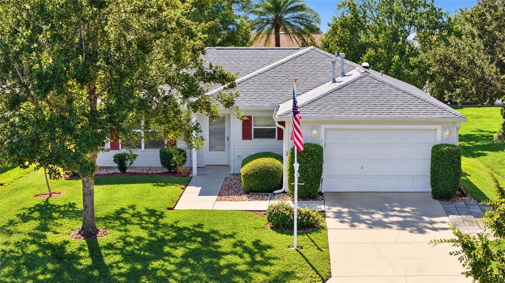 Photo of 17900 SE 92nd Amory Avenue, The Villages, FL 32162 (MLS # G5118471)