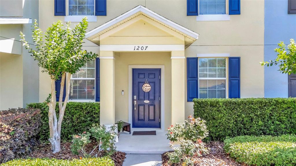 Photo of 1207 Alston Bay Boulevard, Apopka, FL 32703 (MLS # G5111823)