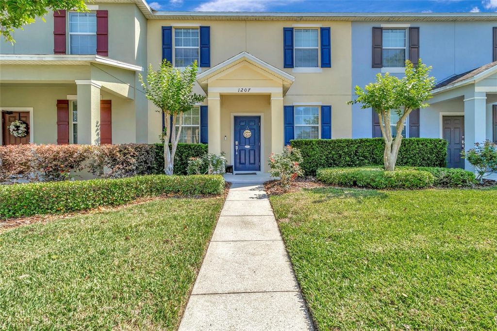 Photo of 1207 Alston Bay Boulevard, Apopka, FL 32703 (MLS # G5111823)