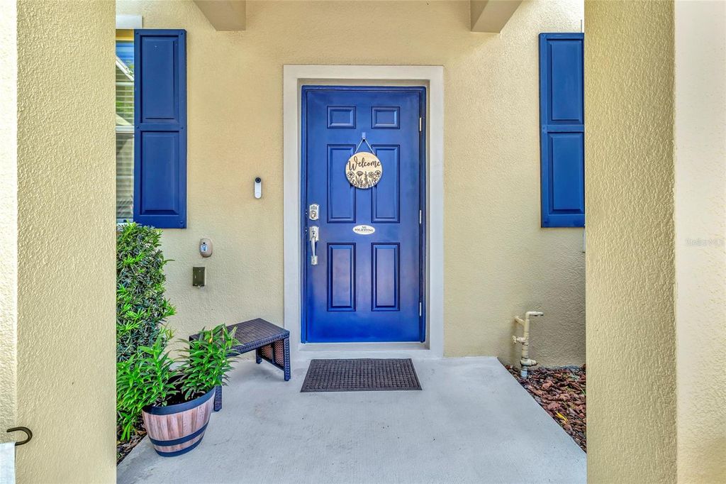 Photo of 1207 Alston Bay Boulevard, Apopka, FL 32703 (MLS # G5111823)
