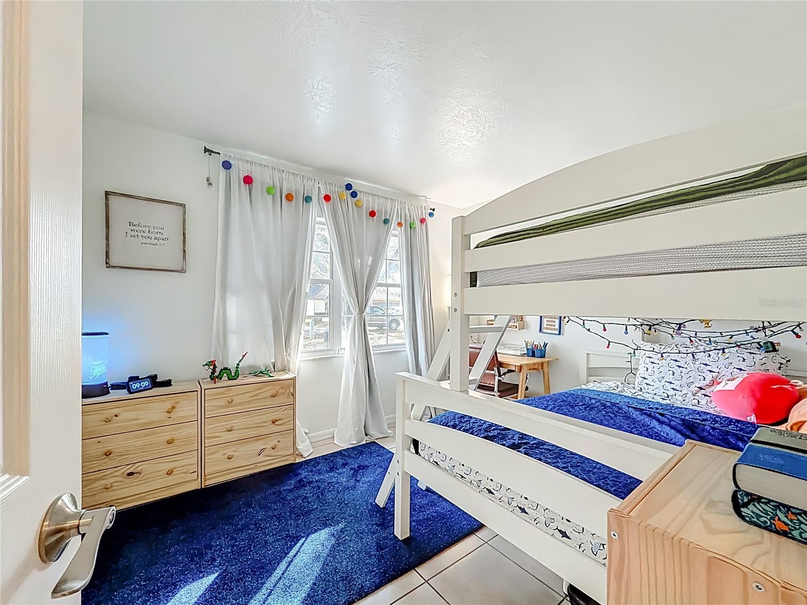 OAKWOOD VILLAGE BEVERLY HILLS PH 02 - Residential