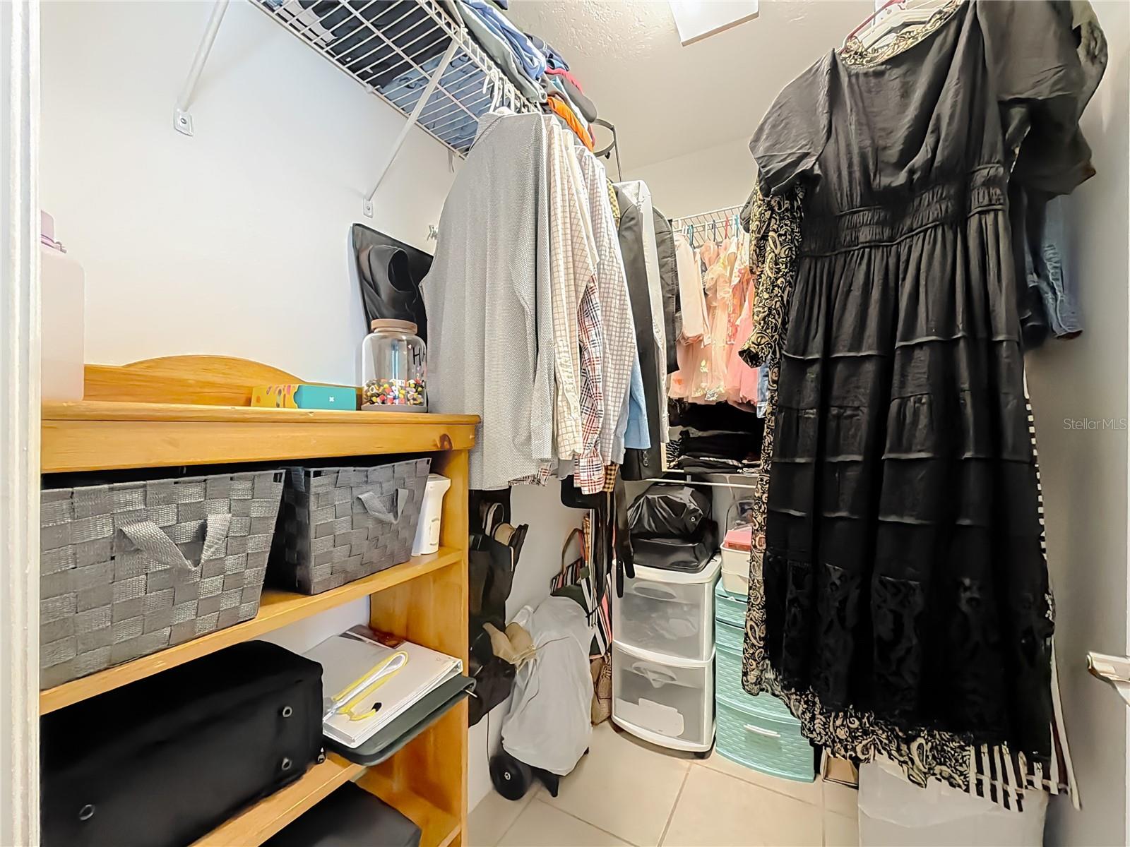 OAKWOOD VILLAGE BEVERLY HILLS PH 02 - Residential