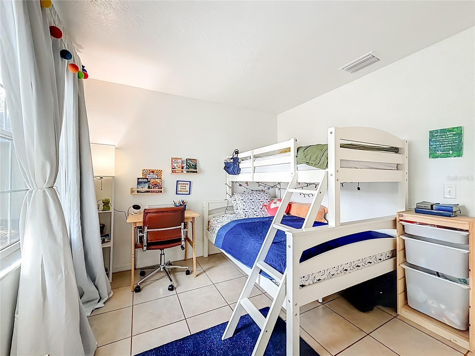 OAKWOOD VILLAGE BEVERLY HILLS PH 02 - Residential