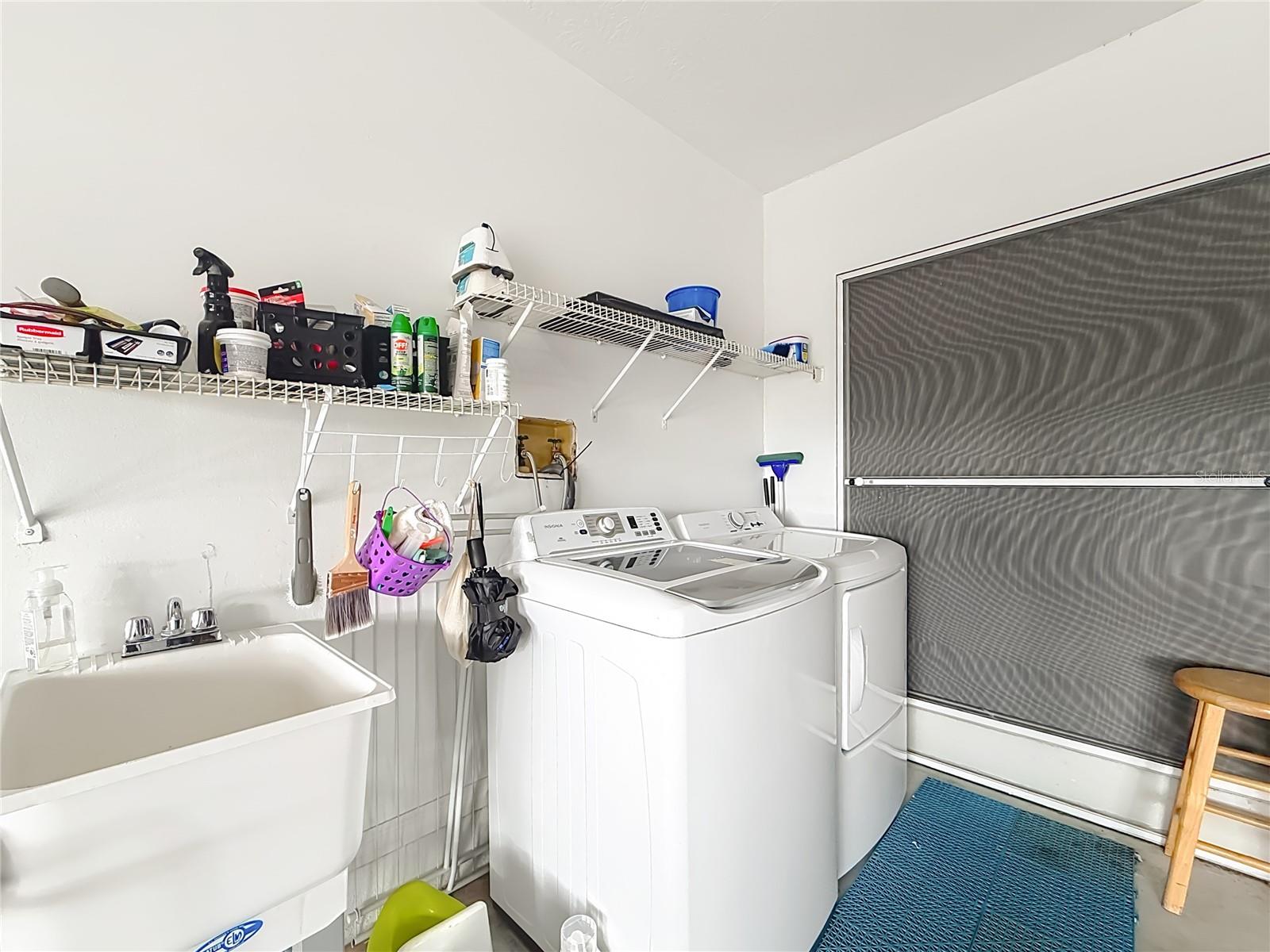 OAKWOOD VILLAGE BEVERLY HILLS PH 02 - Residential