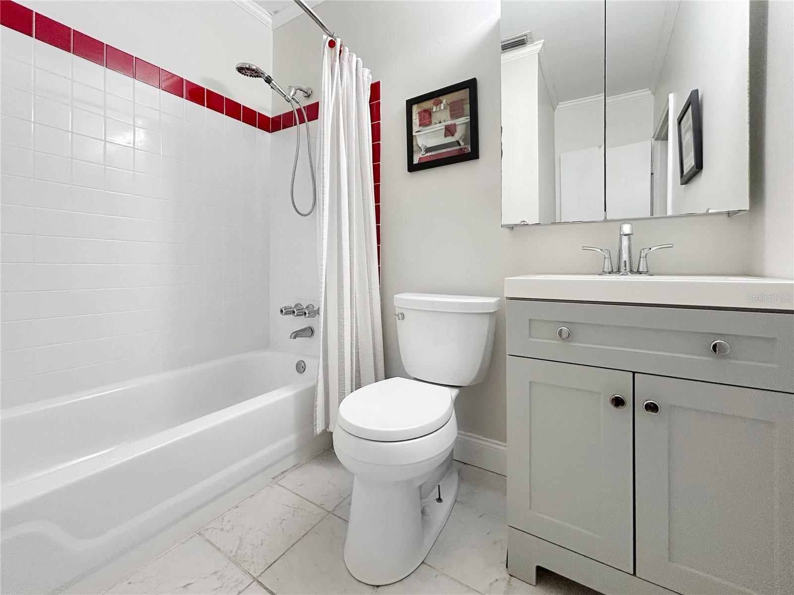 BAYHILL ESTATES - Residential