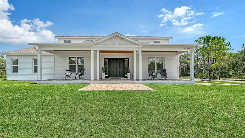 Photo of 1408 Oak Hammock Road, Sarasota, FL 34240 (MLS # A4697103)