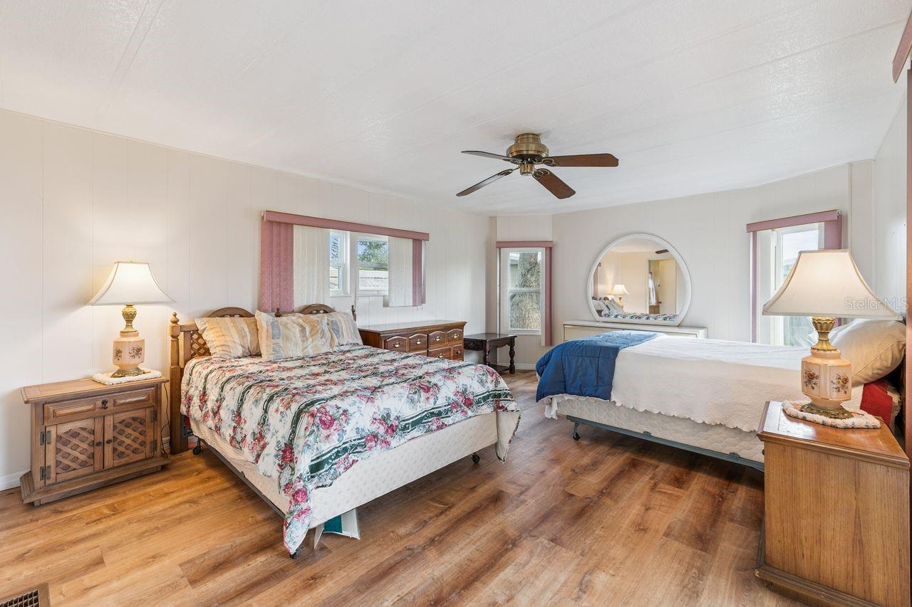 LAKE N GOLF ESTATES - Residential