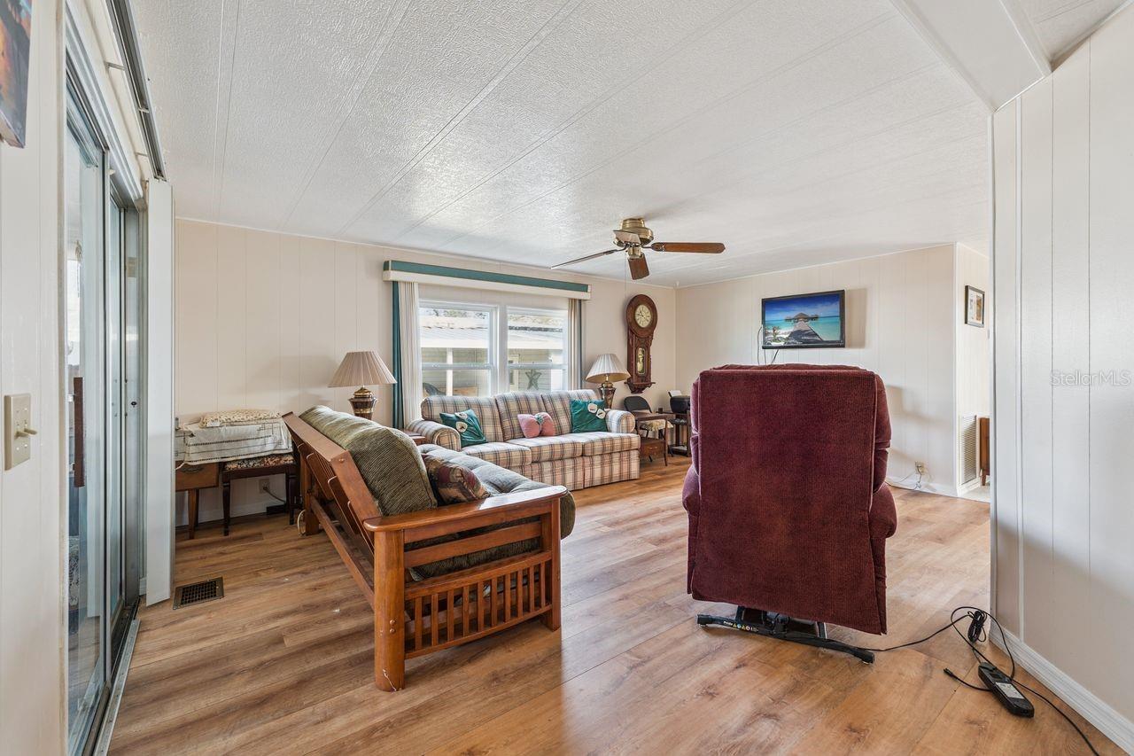 LAKE N GOLF ESTATES - Residential