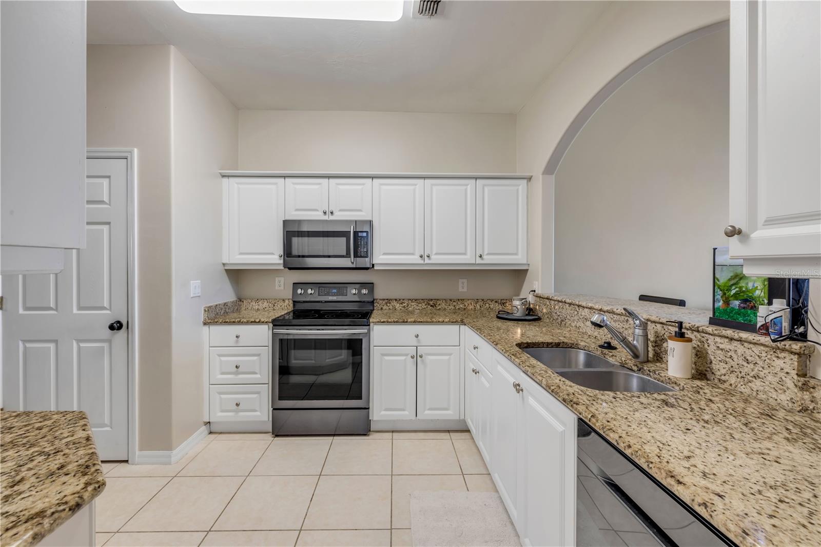 VENETIAN BAY PH 1B UNIT 01 - Residential