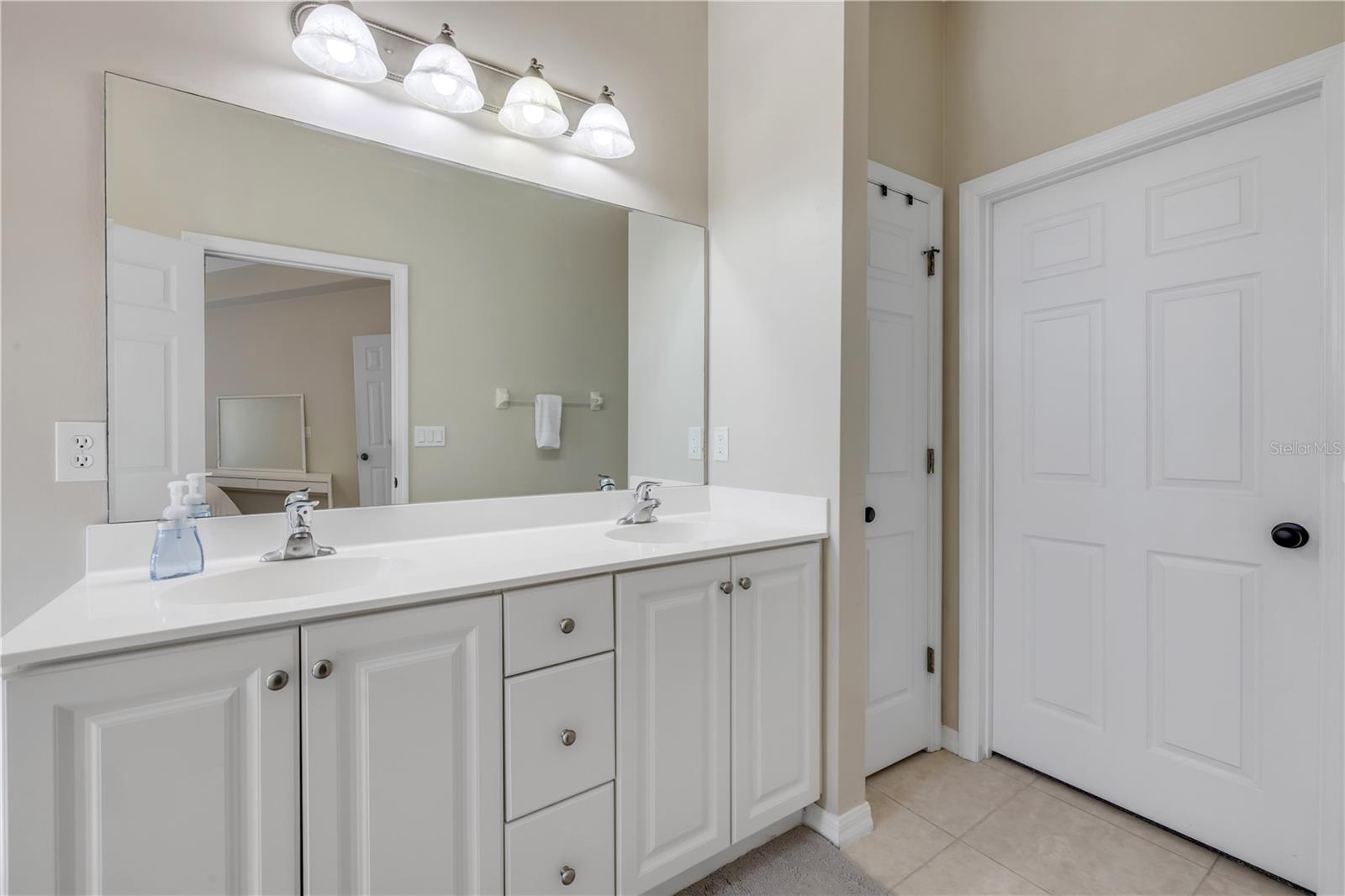 VENETIAN BAY PH 1B UNIT 01 - Residential