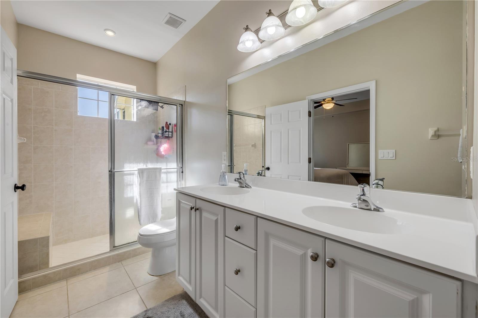 VENETIAN BAY PH 1B UNIT 01 - Residential