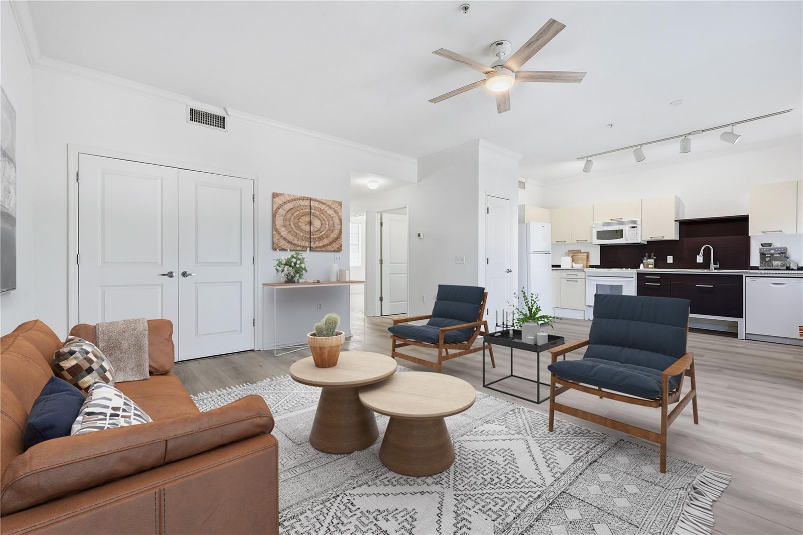 LOFTS AT WEST UNIVERSITY - Residential