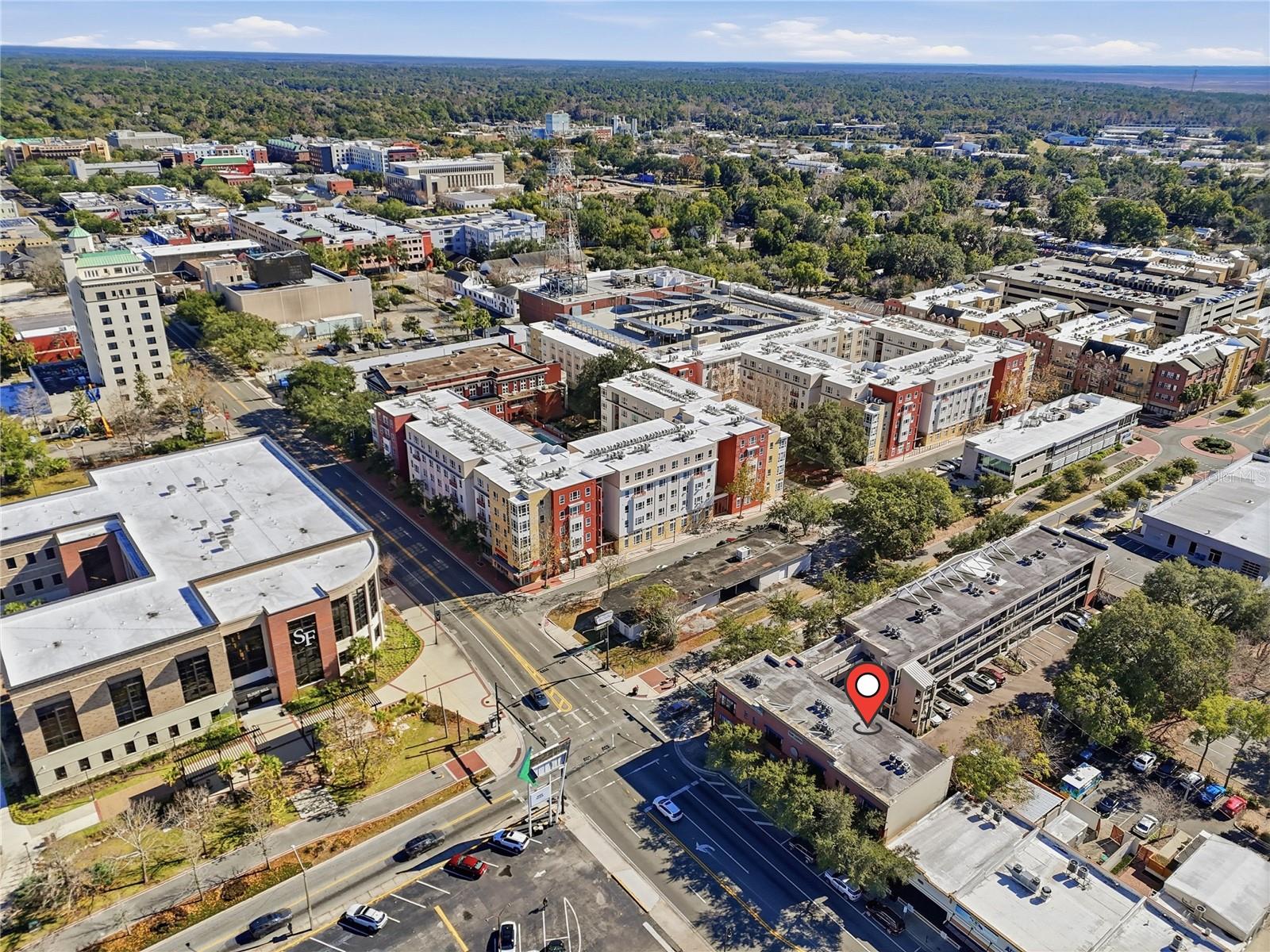 LOFTS AT WEST UNIVERSITY - Residential