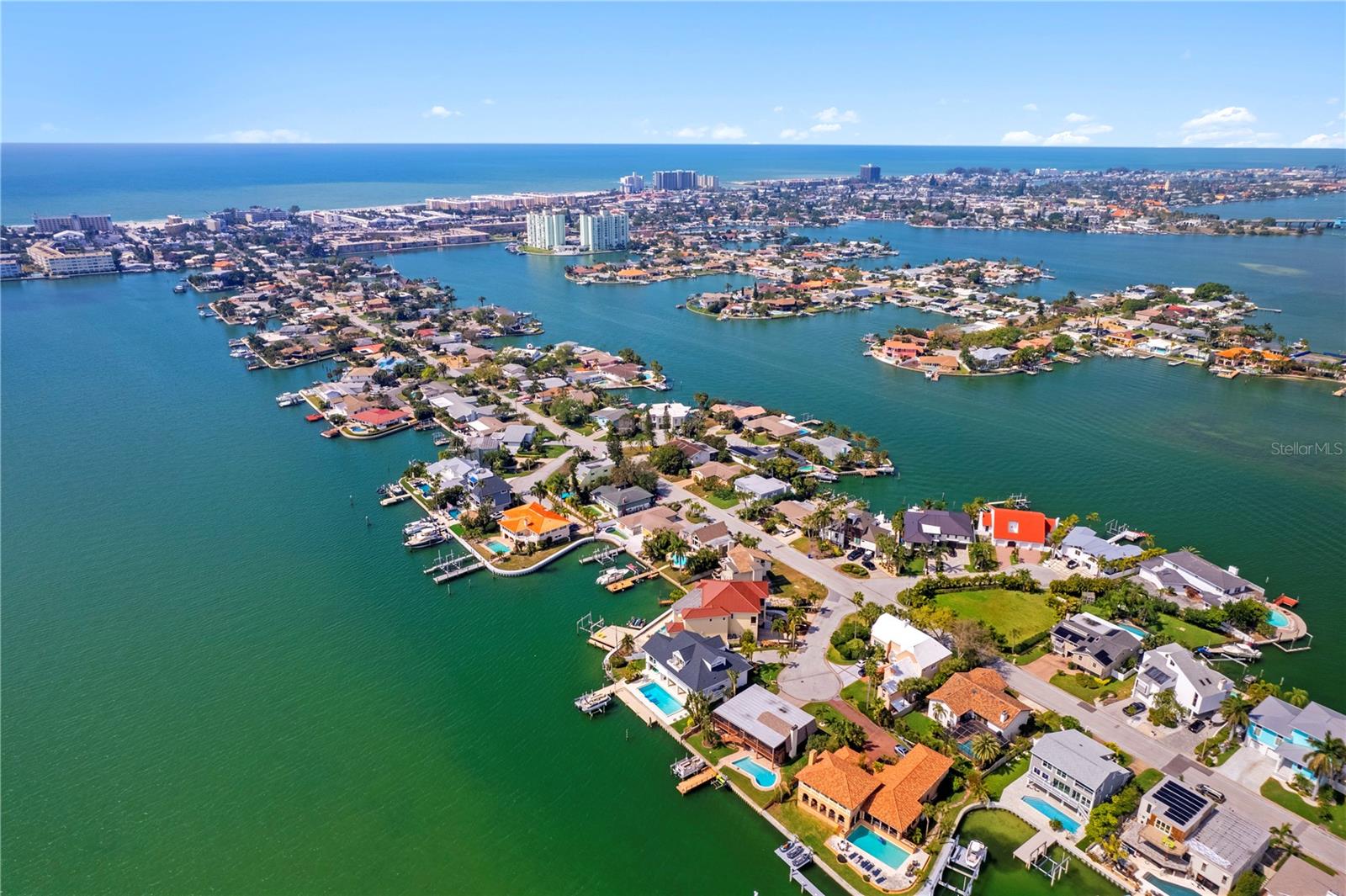 BAHIA SHORES - Residential