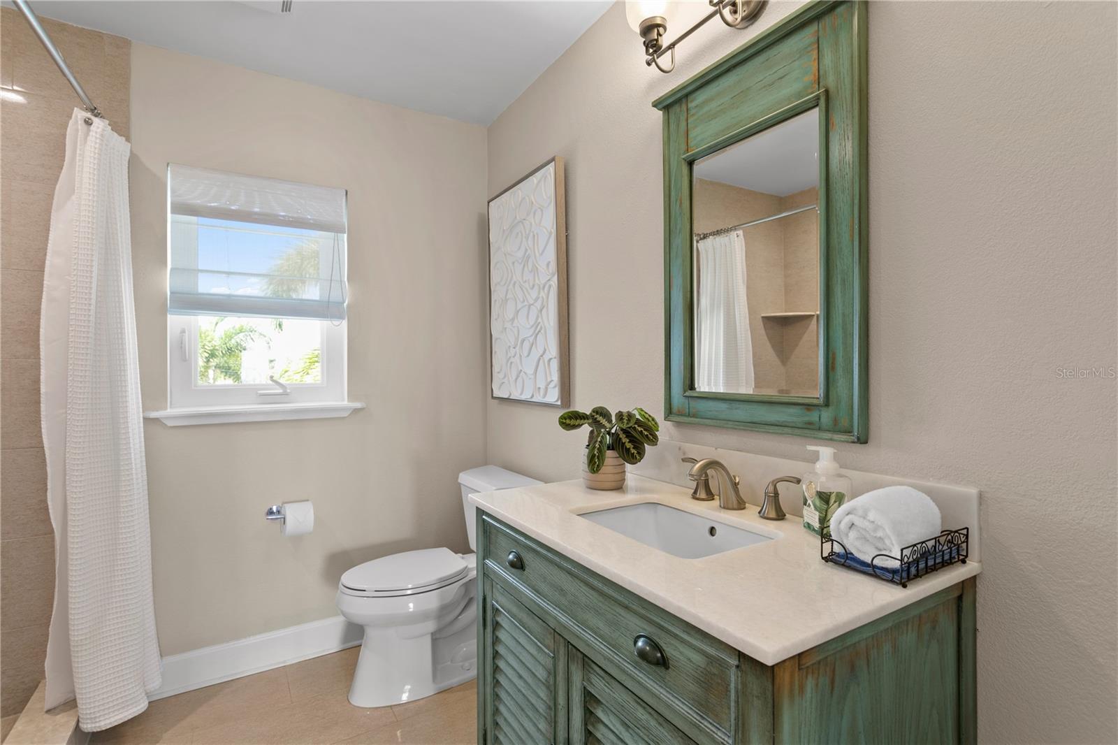 BAHIA SHORES - Residential