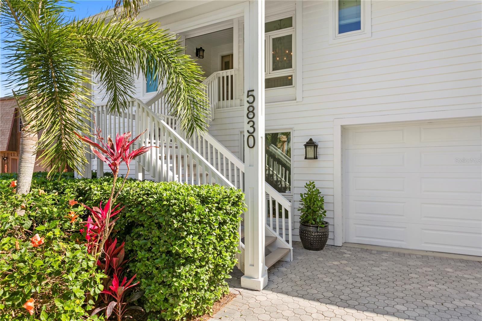 BAHIA SHORES - Residential