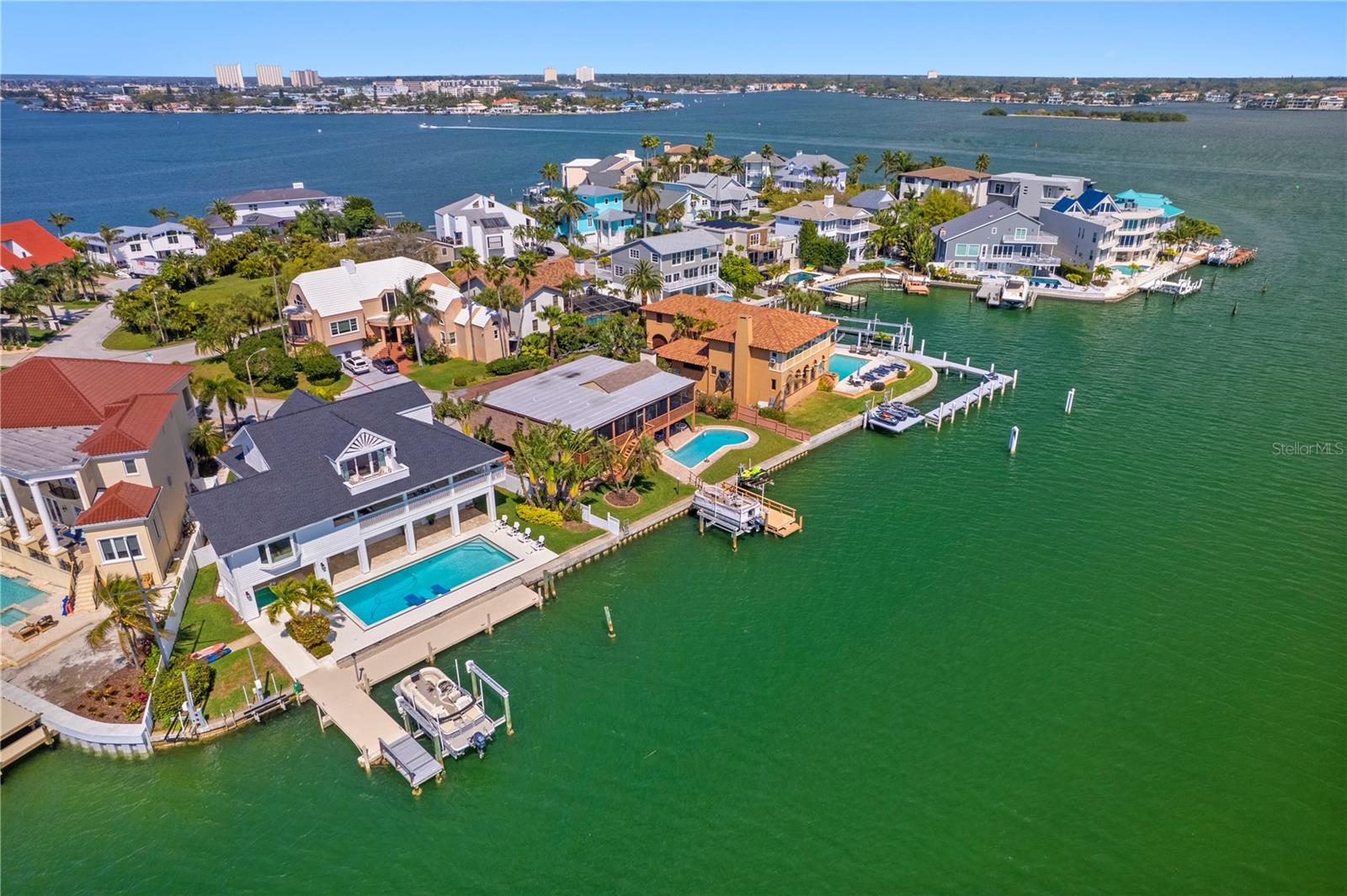 BAHIA SHORES - Residential