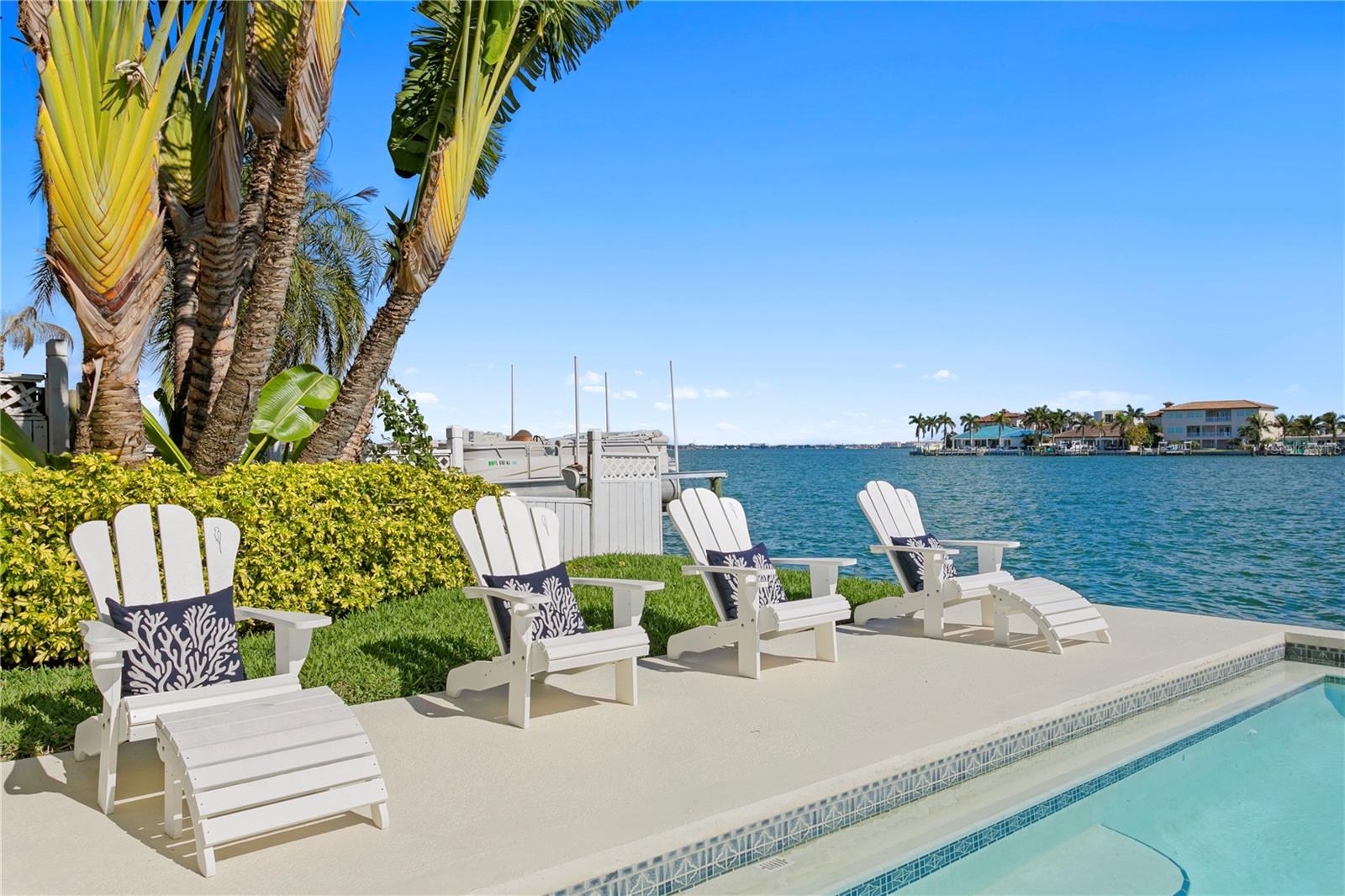 BAHIA SHORES - Residential