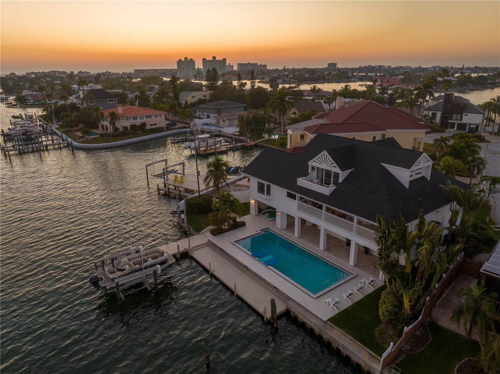 BAHIA SHORES - Residential