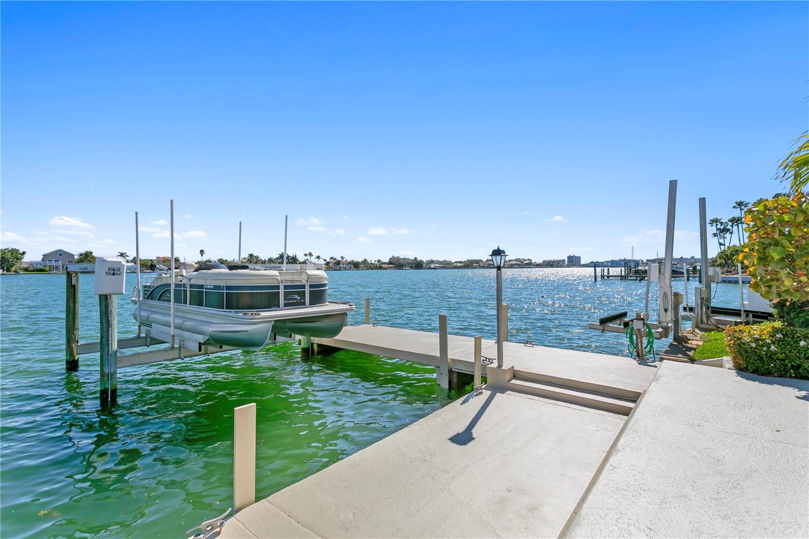 BAHIA SHORES - Residential