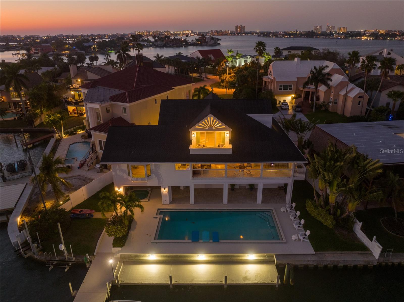 BAHIA SHORES - Residential