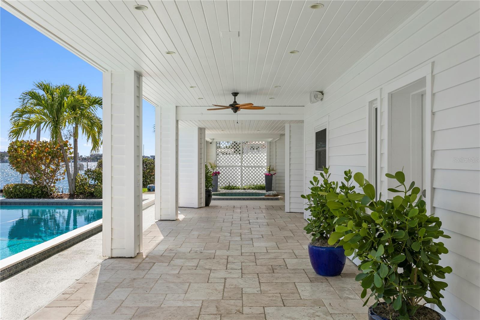 BAHIA SHORES - Residential