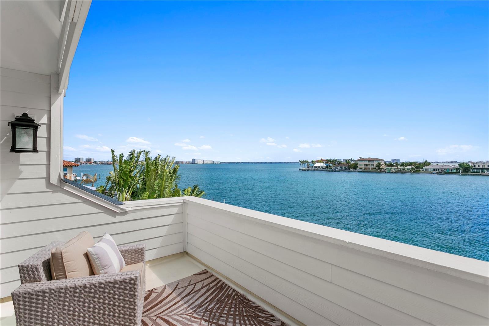 BAHIA SHORES - Residential