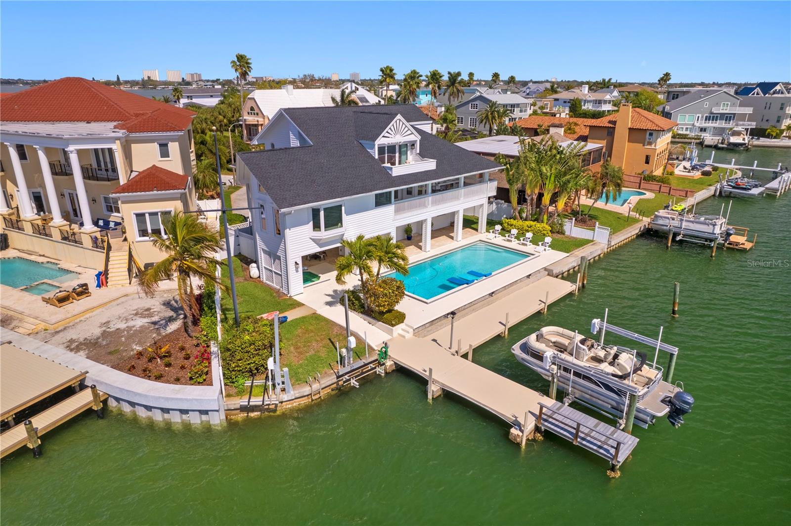 BAHIA SHORES - Residential