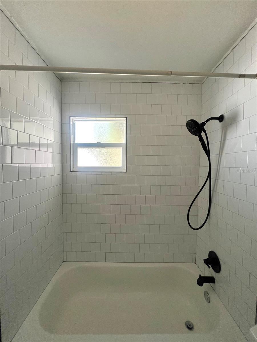 VERONA SUB - Residential Lease