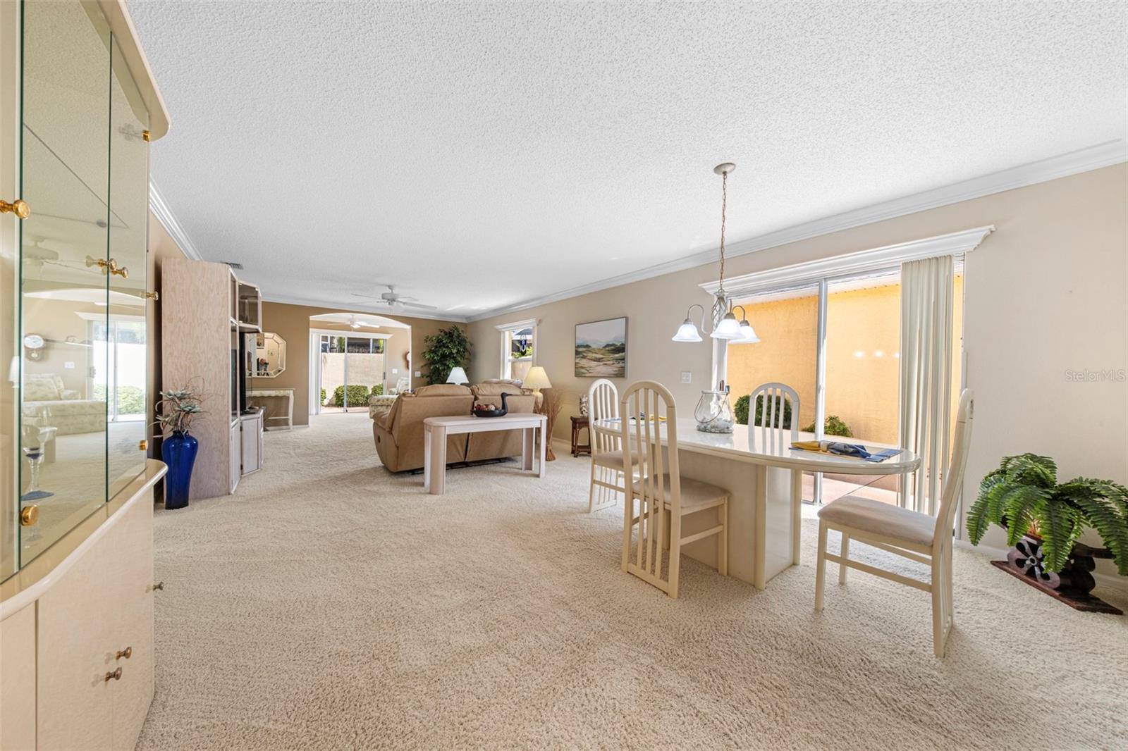 1137 SANTA CRUZ DRIVE