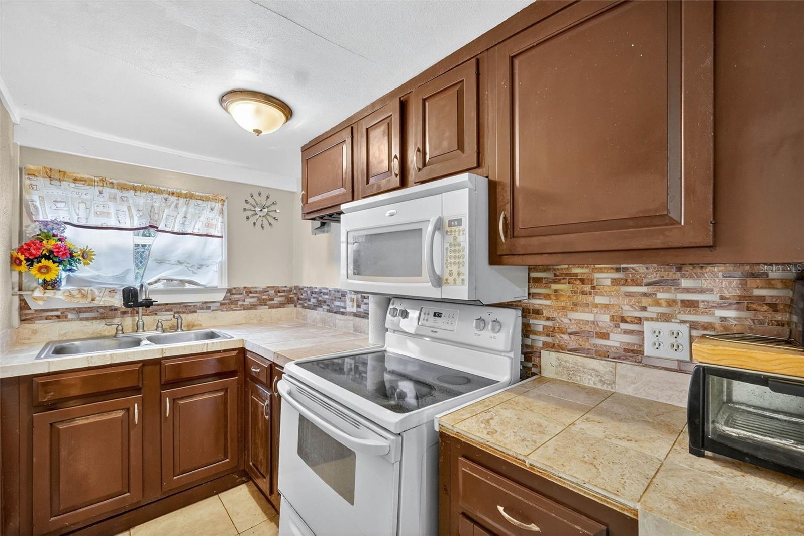 WINTER HAVEN HEIGHTS - Residential