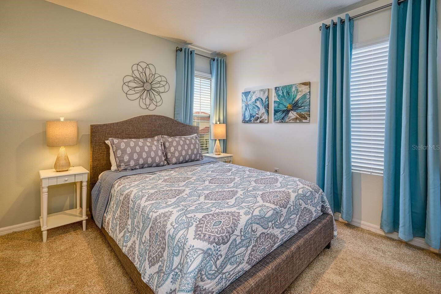 6090 BROAD OAK DRIVE